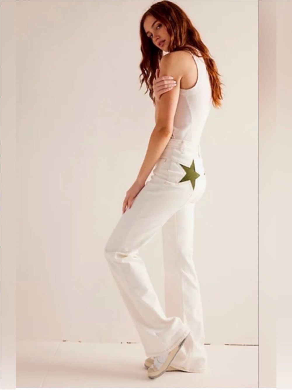 We the Free White Women’s Jeans with Olive Star Back Patch - Picture 5 of 7